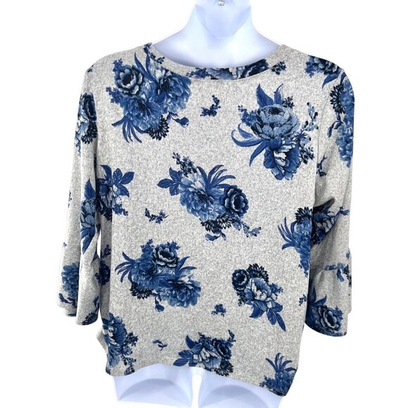 MANDY EVANS SOFT FLORAL PRINT BELL SLEEVE BLUE GRAY TOP - 1X - Picture 2 of 5